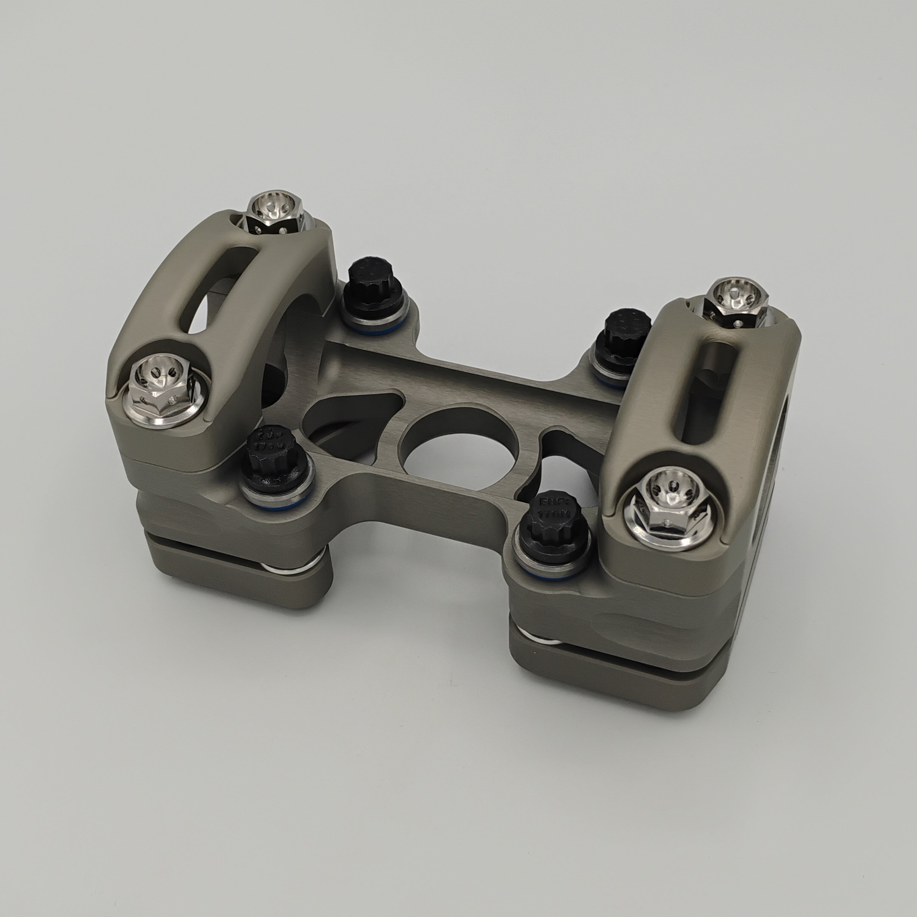 Shot-Caller Isolated Bar Mount